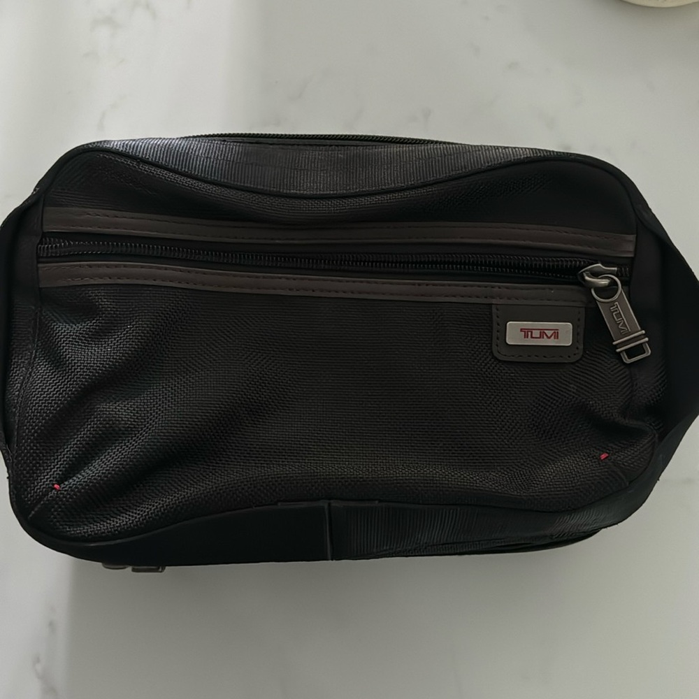 YUMI travel kit
